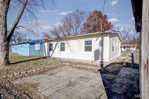 $87,500 | 1124 St Michael Drive, Cahokia, IL 62206