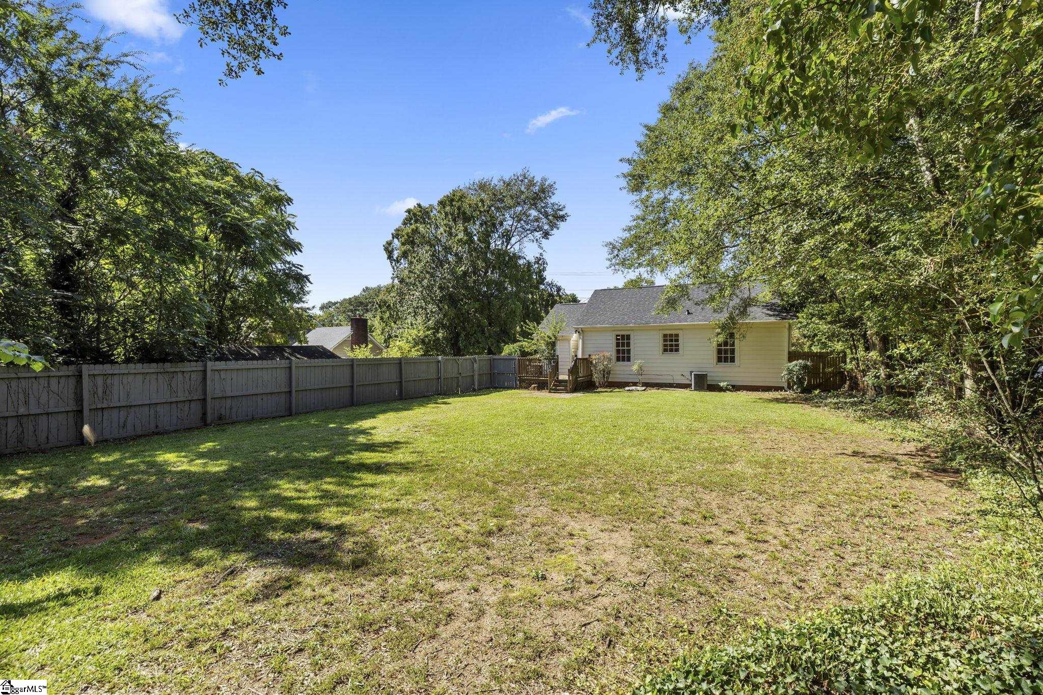 46 East Faris Road Greenville, SC 29605 - Photo 25 of 31 Gallery Image 25