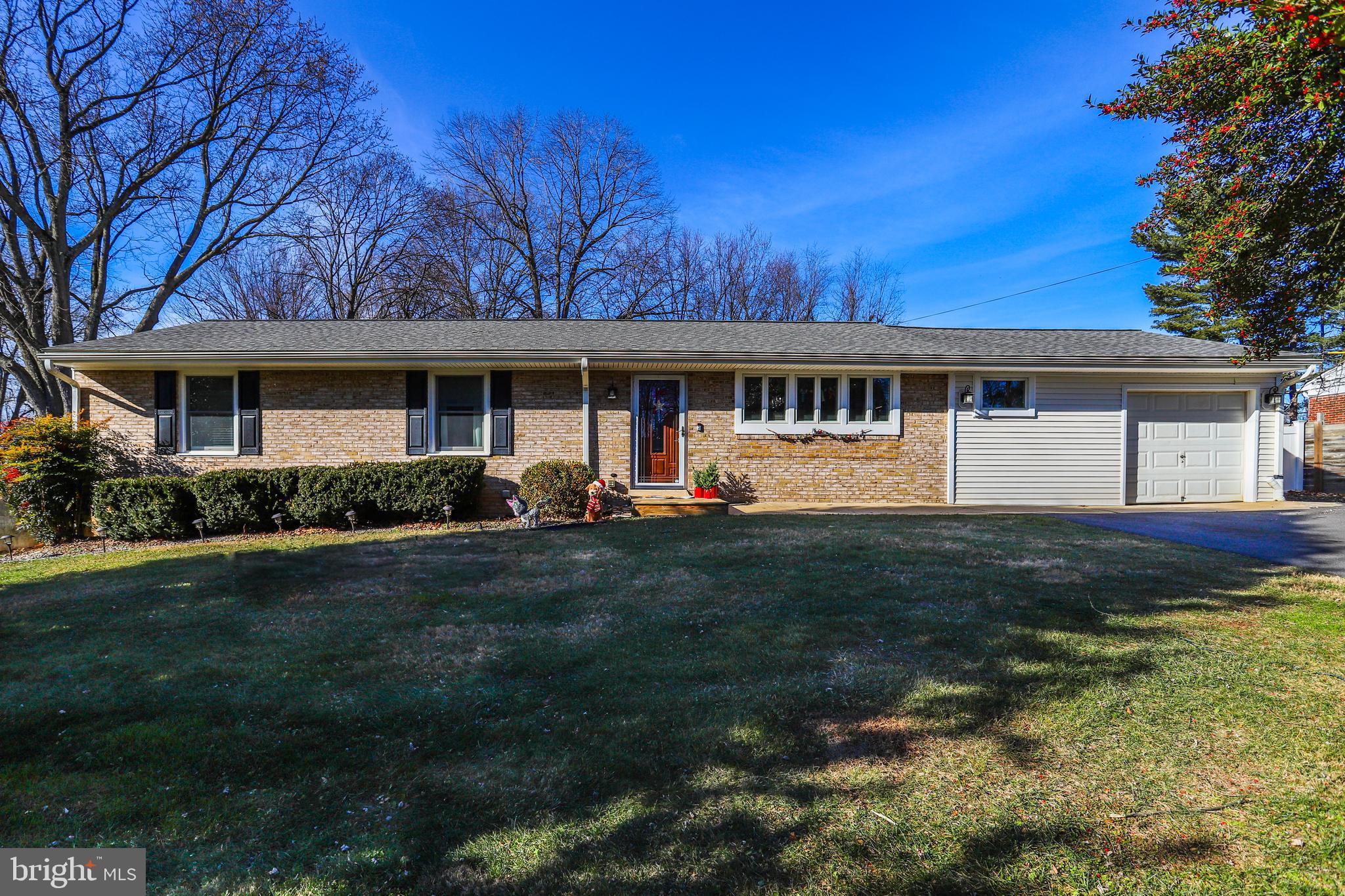 20420 Greenfield Road Germantown, MD 20876 - Photo 2 of 58