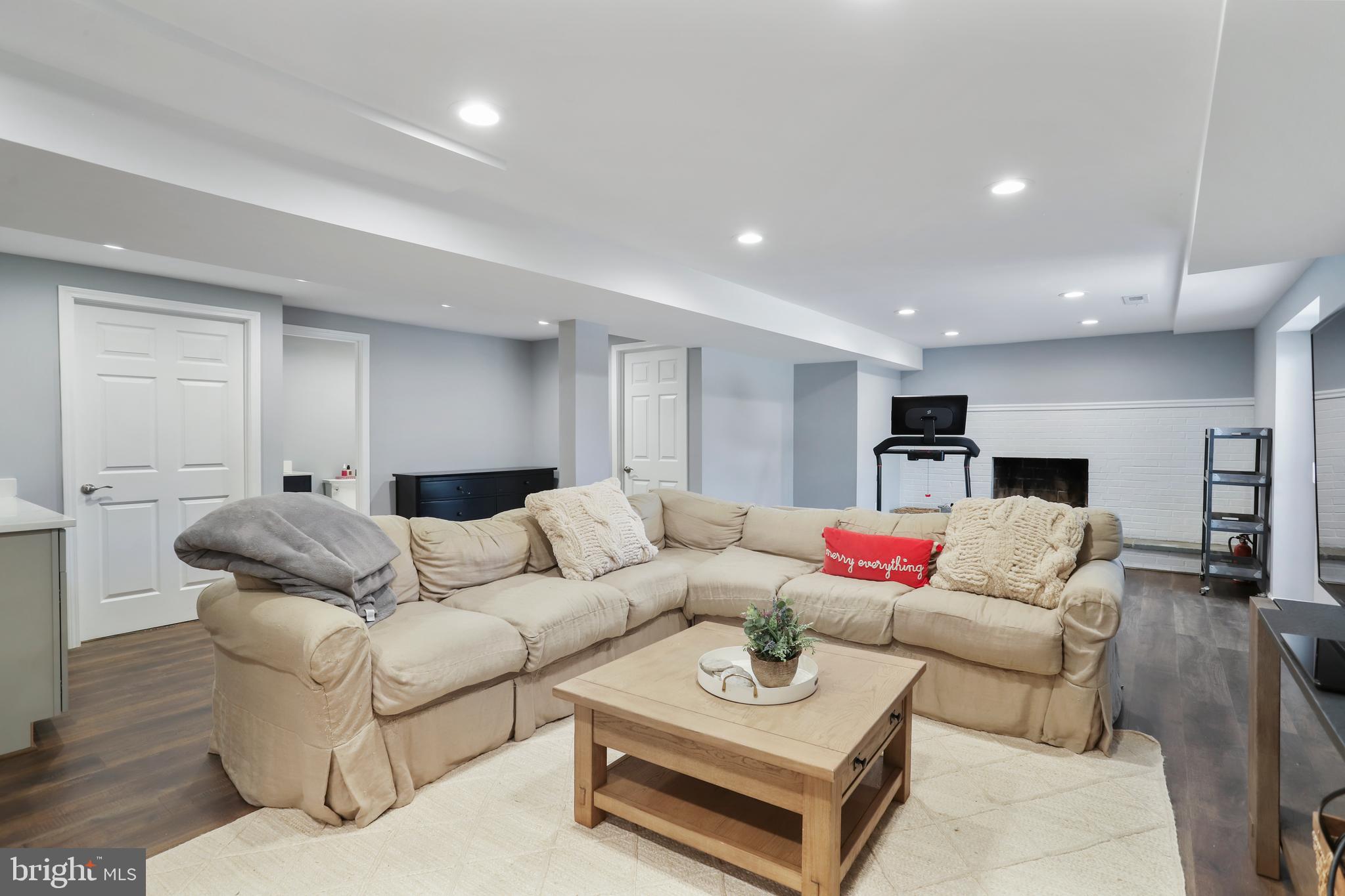 20420 Greenfield Road Germantown, MD 20876 - Photo 43 of 58