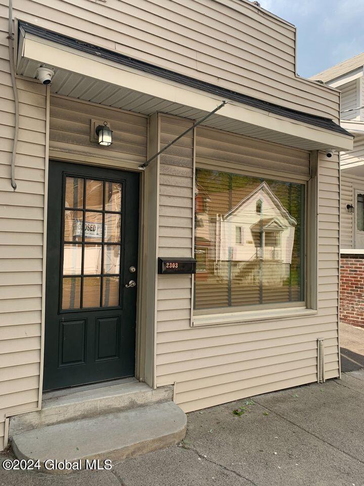 2303-2305 15th Street Troy, NY 12180 - Photo 4 of 35 426600913_10162382316989691_747698668700