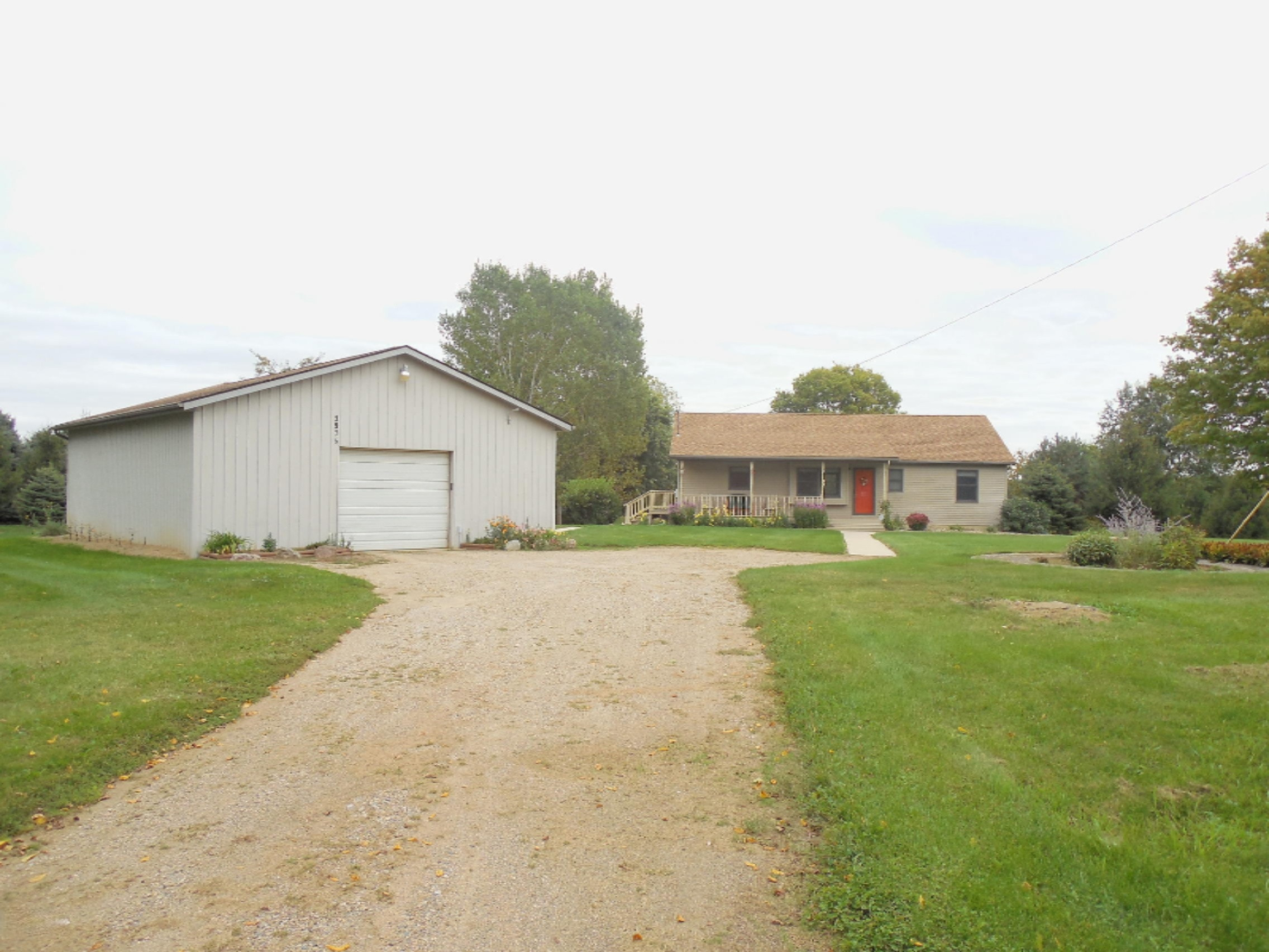 2876 Otto Road Charlotte, MI 48813 - Photo 1 of 50 DSCN0270