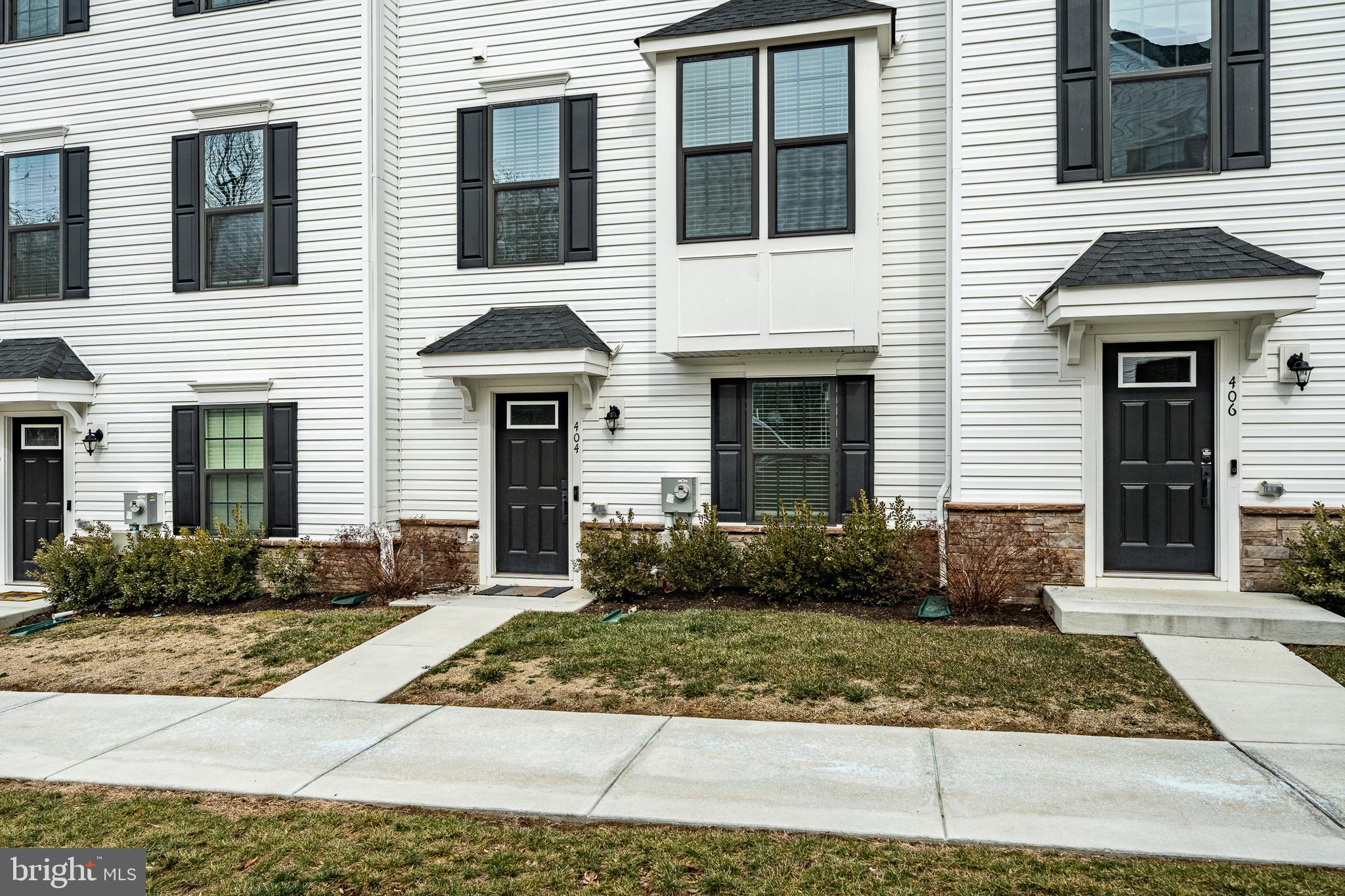 404 Pitch Pine Way Exton, PA 19341 - Photo 2 of 33