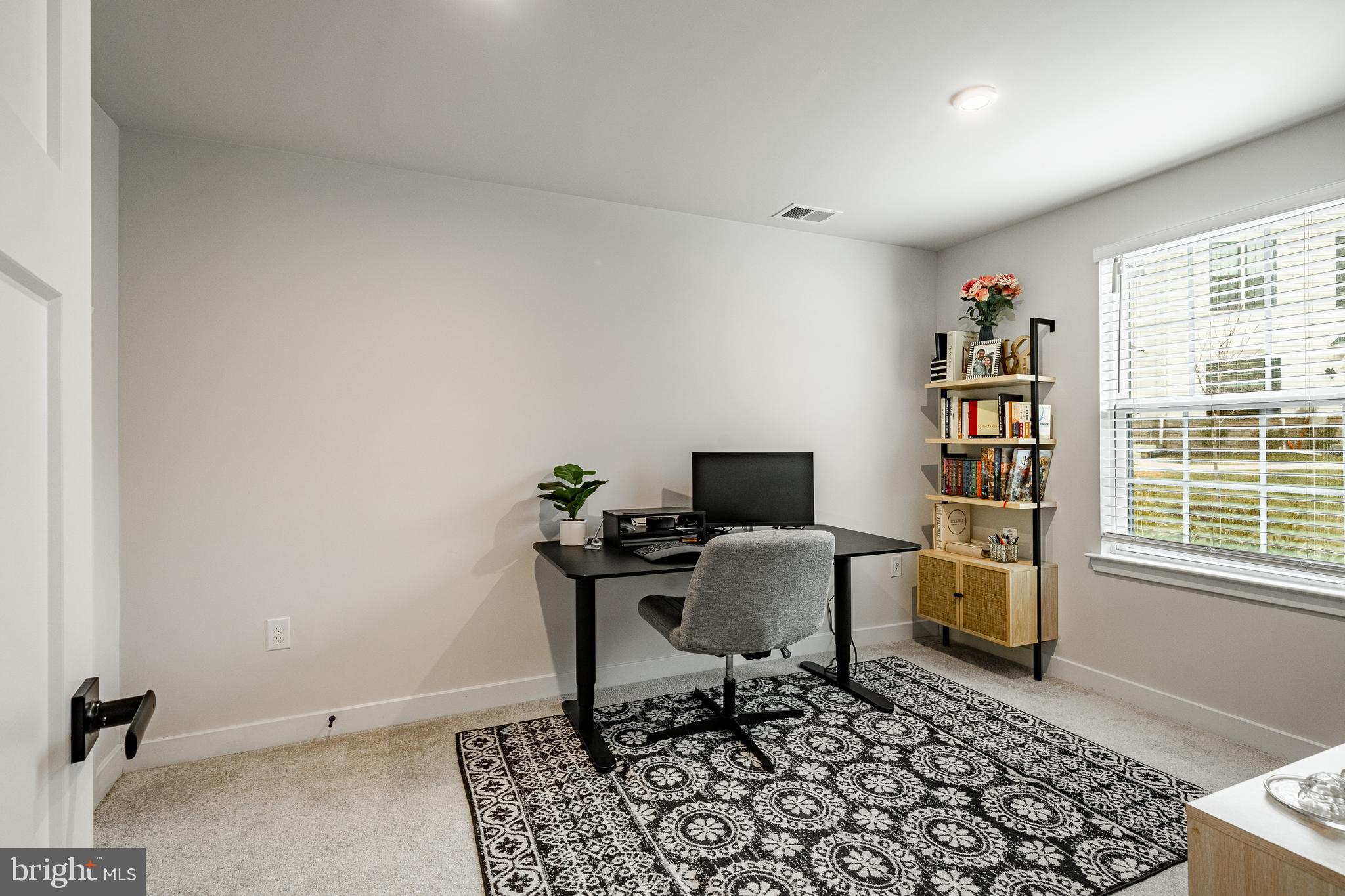 404 Pitch Pine Way Exton, PA 19341 - Photo 3 of 33