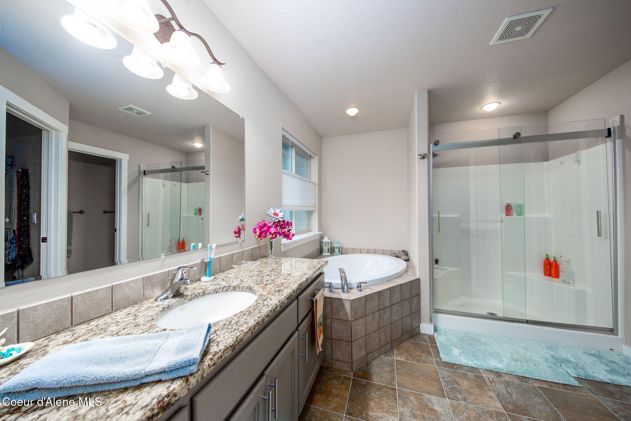 14743 North Nixon Loop Rathdrum, ID 83858 - Photo 17 of 21 17-web-or-mls-Primary-Bath