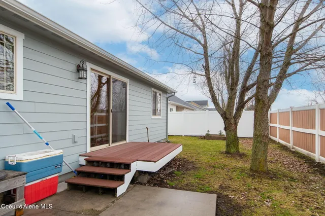 $479,900 | 14743 North Nixon Loop, Rathdrum, ID 83858