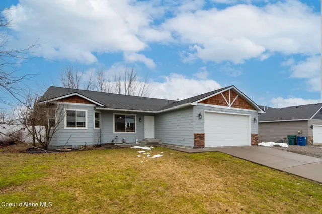 $479,900 | 14743 North Nixon Loop, Rathdrum, ID 83858