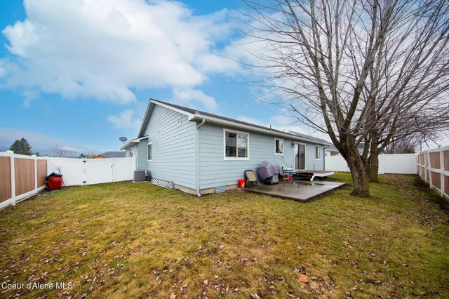 $479,900 | 14743 North Nixon Loop, Rathdrum, ID 83858