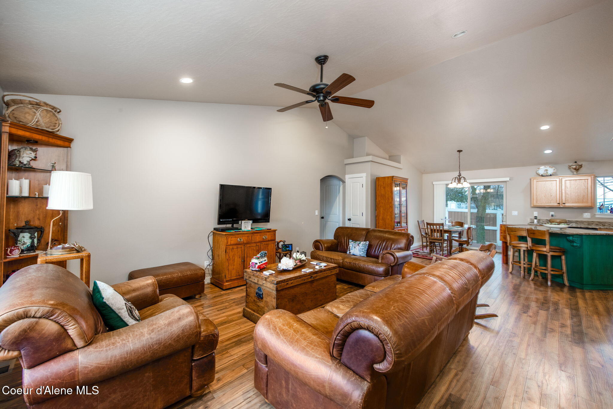 14743 North Nixon Loop Rathdrum, ID 83858 - Photo 4 of 21 4-web-or-mls-Living-Room-2