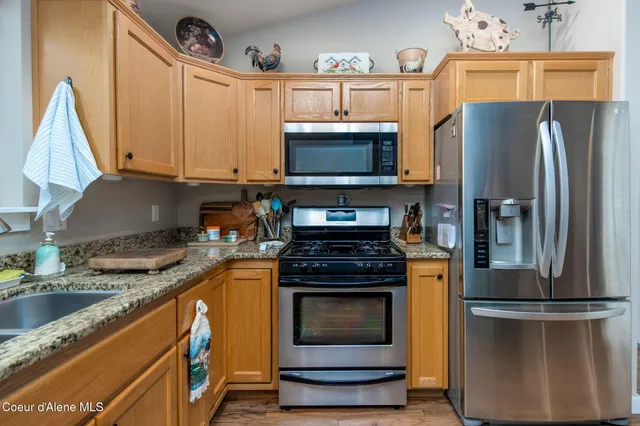 $479,900 | 14743 North Nixon Loop, Rathdrum, ID 83858