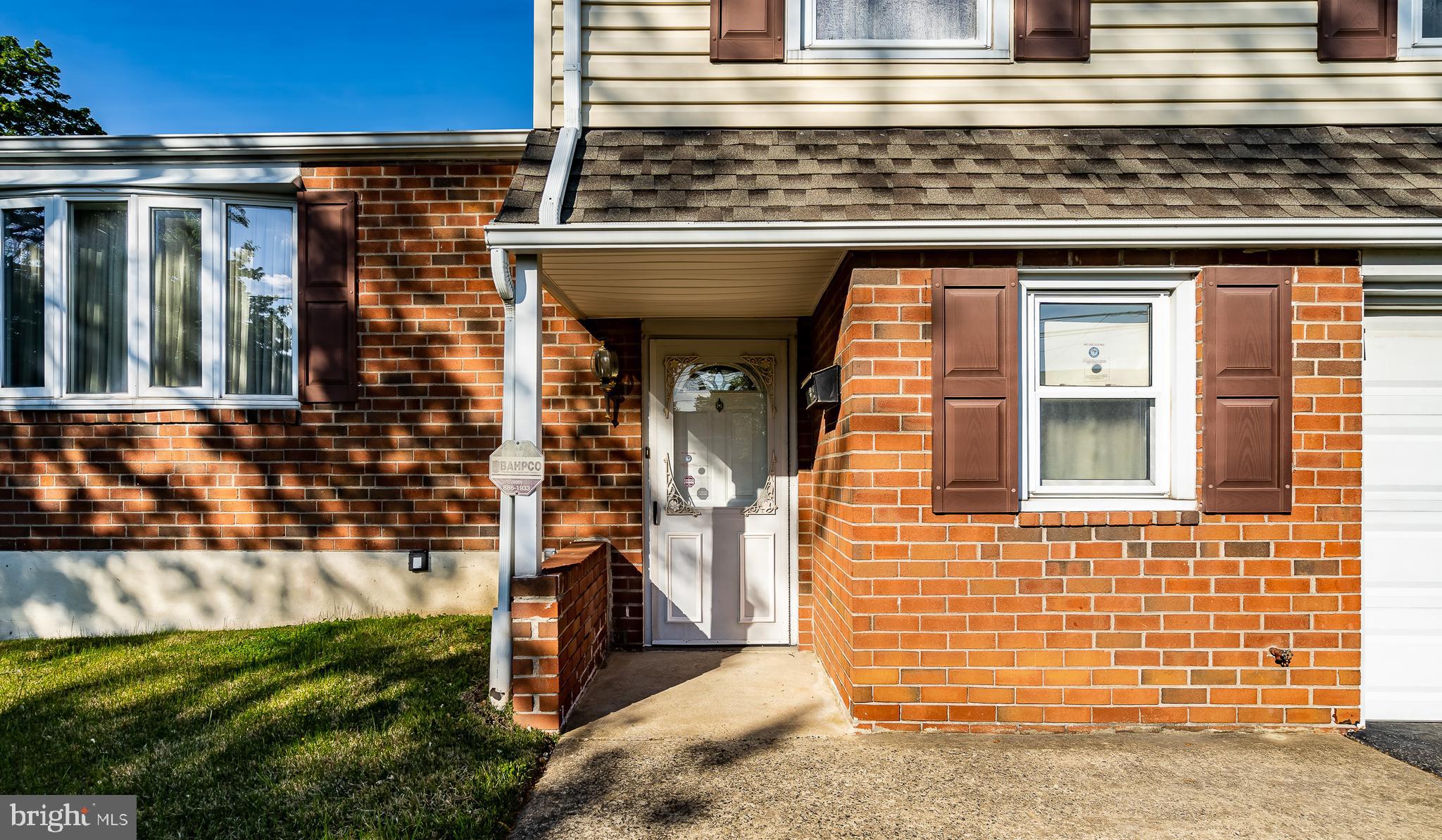 714 Springdell Road King of Prussia, PA 19406 - Photo 4 of 33 Gallery Image 4