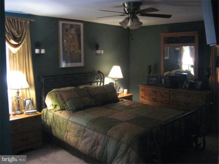 15071 London Road Philadelphia, PA 19116 - Photo 25 of 25 Master Bedroom