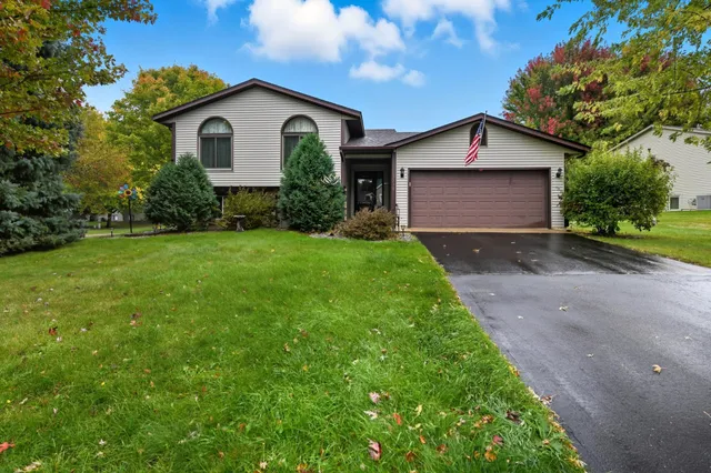 $365,000 | 7730 Grinnell Way, Lakeville, MN 55044