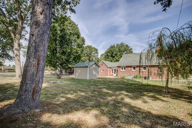 $192,000 | 5510 La Motte Lane, Godfrey, IL 62035