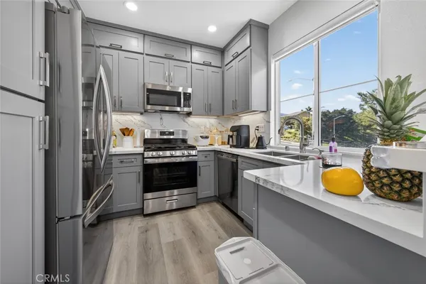 $529,000 | 17979 Lost Canyon Road, Unit 104, Canyon Country, CA 91387