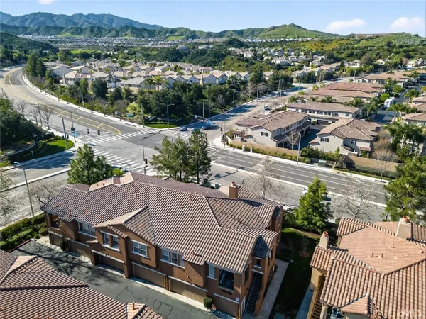 $529,000 | 17979 Lost Canyon Road, Unit 104, Canyon Country, CA 91387