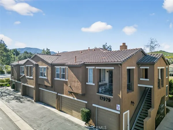 $529,000 | 17979 Lost Canyon Road, Unit 104, Canyon Country, CA 91387