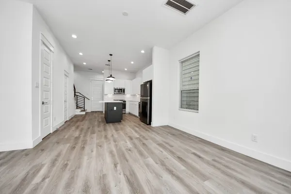 $2,390 | 5402 Margarita Street, Houston, TX 77020