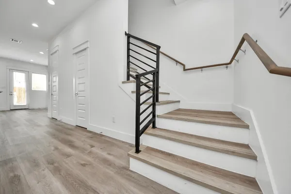 $2,390 | 5402 Margarita Street, Houston, TX 77020