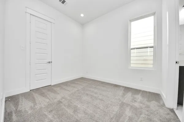 $2,390 | 5402 Margarita Street, Houston, TX 77020