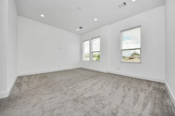 $2,390 | 5402 Margarita Street, Houston, TX 77020