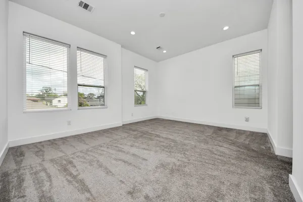 $2,350 | 5402 Margarita Street, Houston, TX 77020