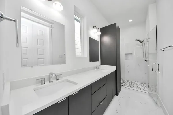 $2,350 | 5402 Margarita Street, Houston, TX 77020