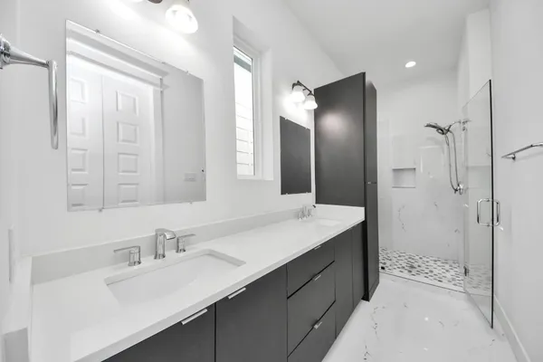 $2,390 | 5402 Margarita Street, Houston, TX 77020