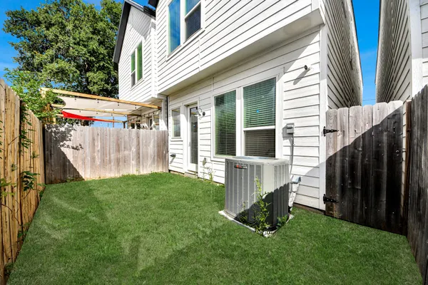 $2,390 | 5402 Margarita Street, Houston, TX 77020