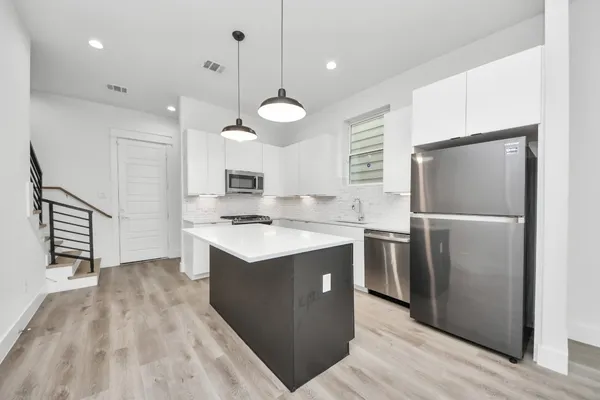 $2,390 | 5402 Margarita Street, Houston, TX 77020