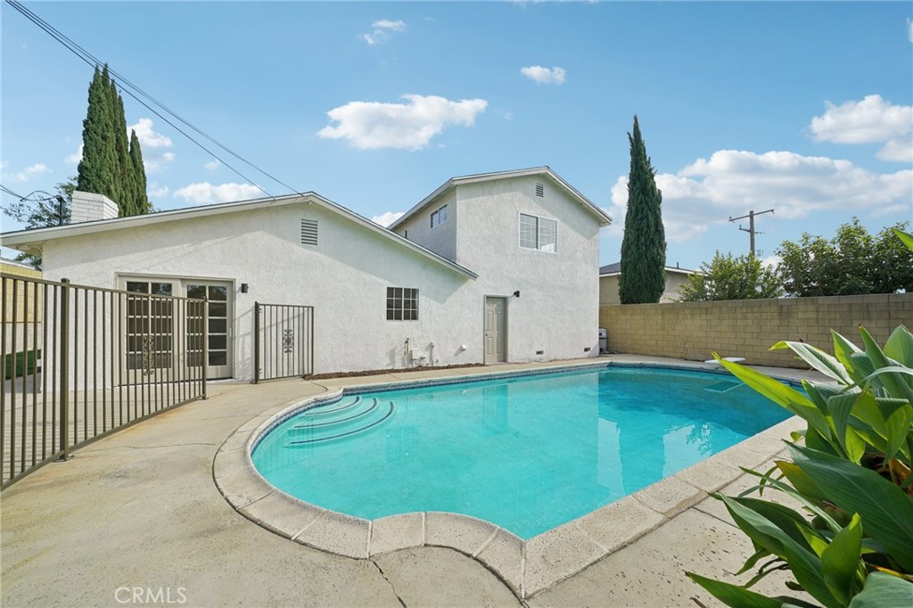 6270 Kinlock Avenue Rancho Cucamonga, CA 91737 - Photo 3 of 41