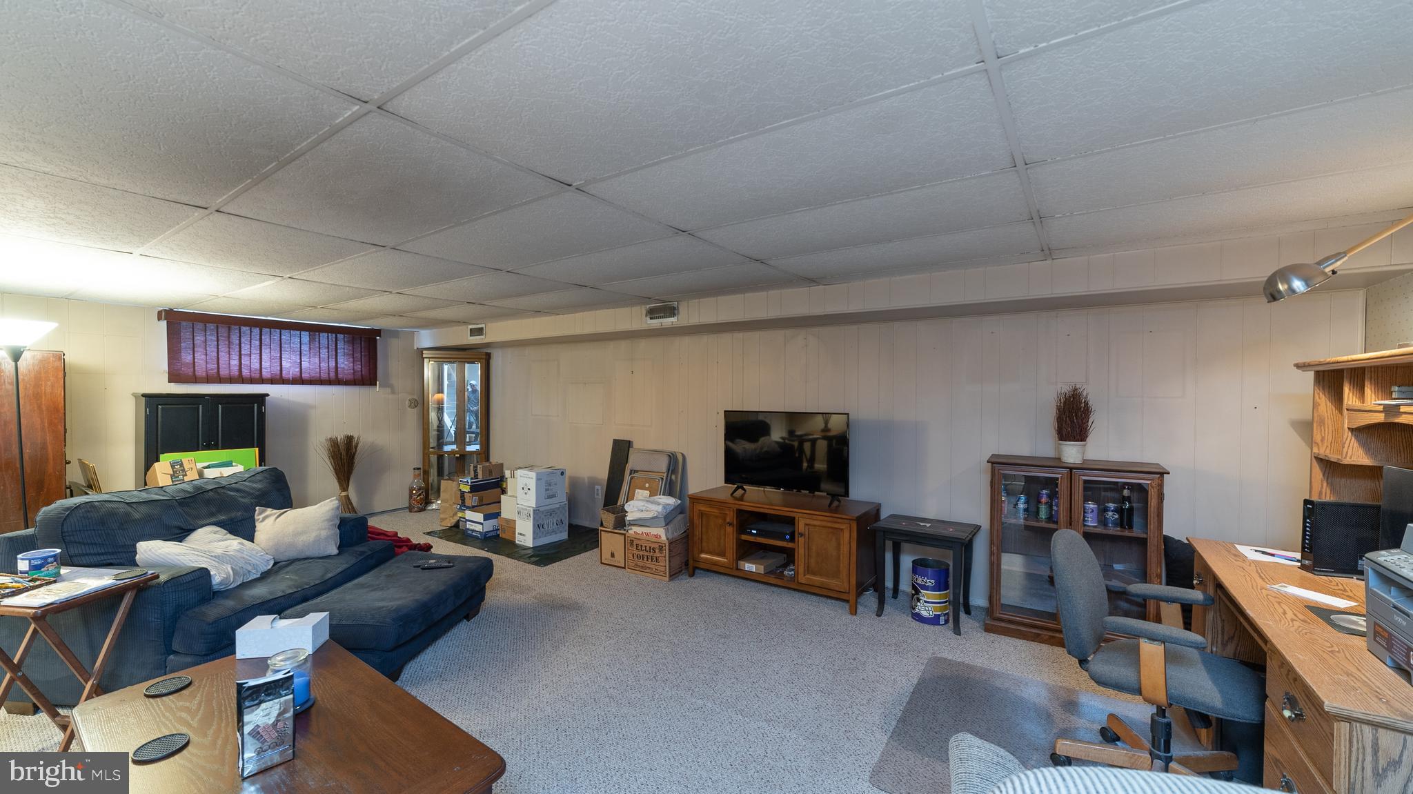 5654 Chelwynd Road Baltimore, MD 21227 - Photo 9 of 23