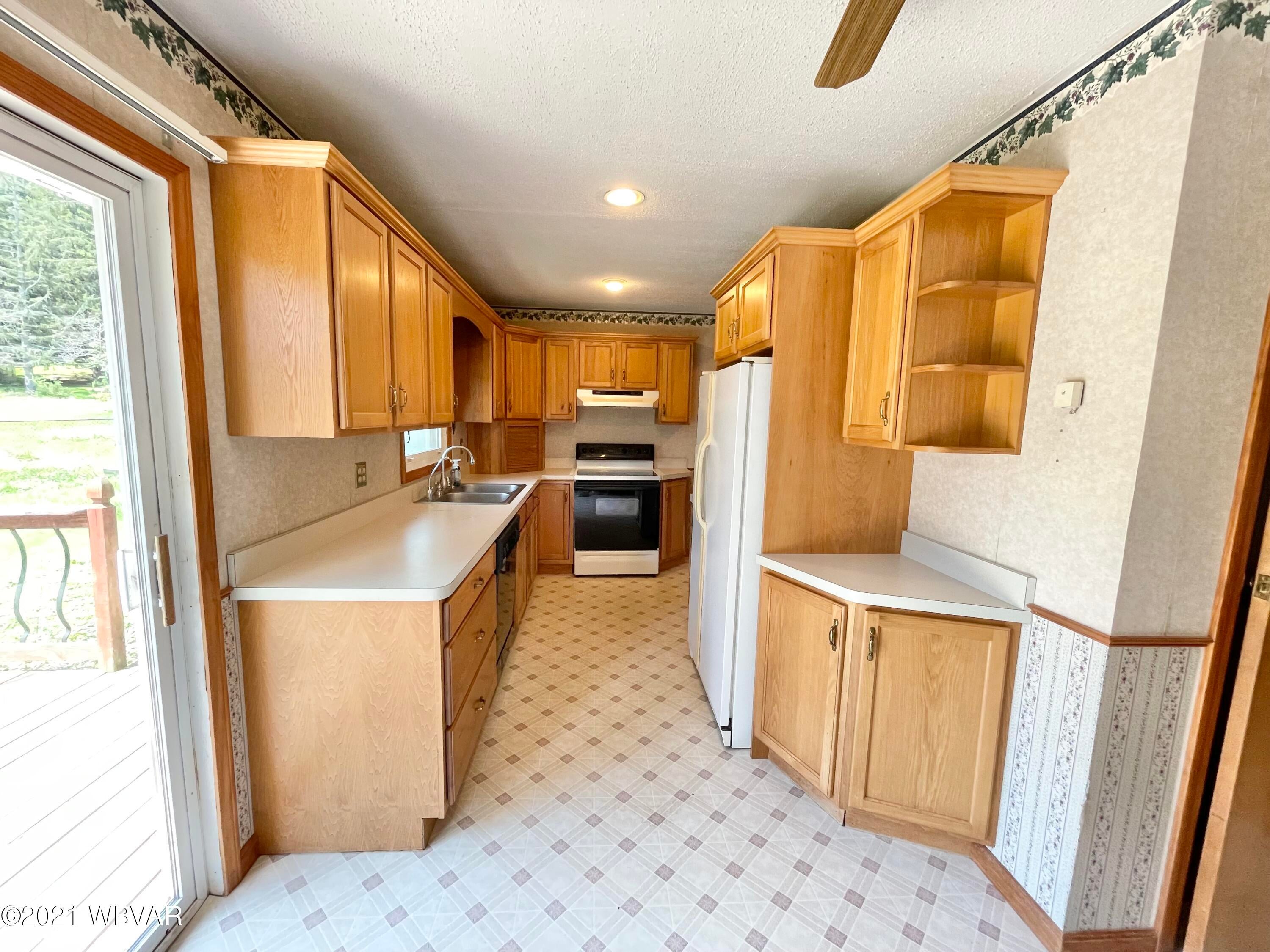 1237 Pleasant Hill Road Williamsport, PA 17701 - Photo 6 of 25 Gallery Image 6