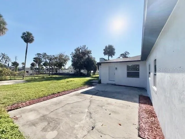 $2,695 | 325 Burleigh Avenue, Daytona Beach, FL 32117