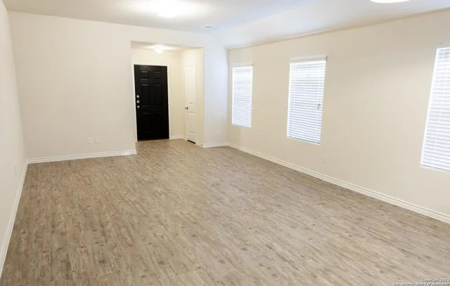 $1,495 | 8223 Tesoro Hills, San Antonio, TX 78242