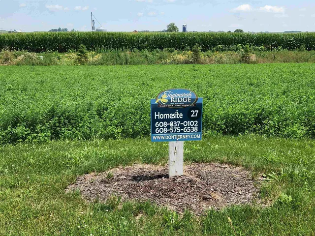 $99,000 | 831 Capitol Drive, Dane, WI 53529