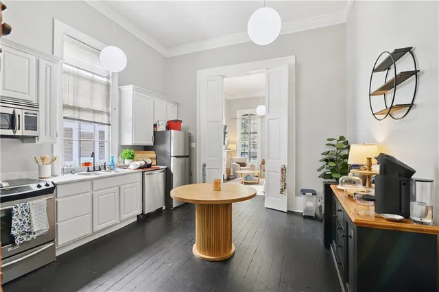 $1,100,000 | 1014-18 Fourth Street, New Orleans, LA 70130