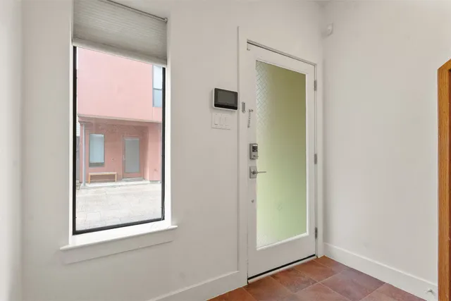 $2,700 | 4501 Eigel Street, Unit A, Houston, TX 77007