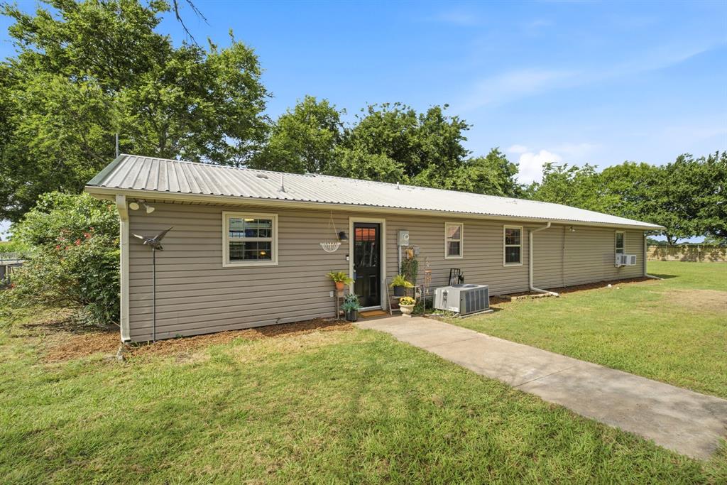 300 Locust Street Leonard, TX 75452 - Photo 25 of 35