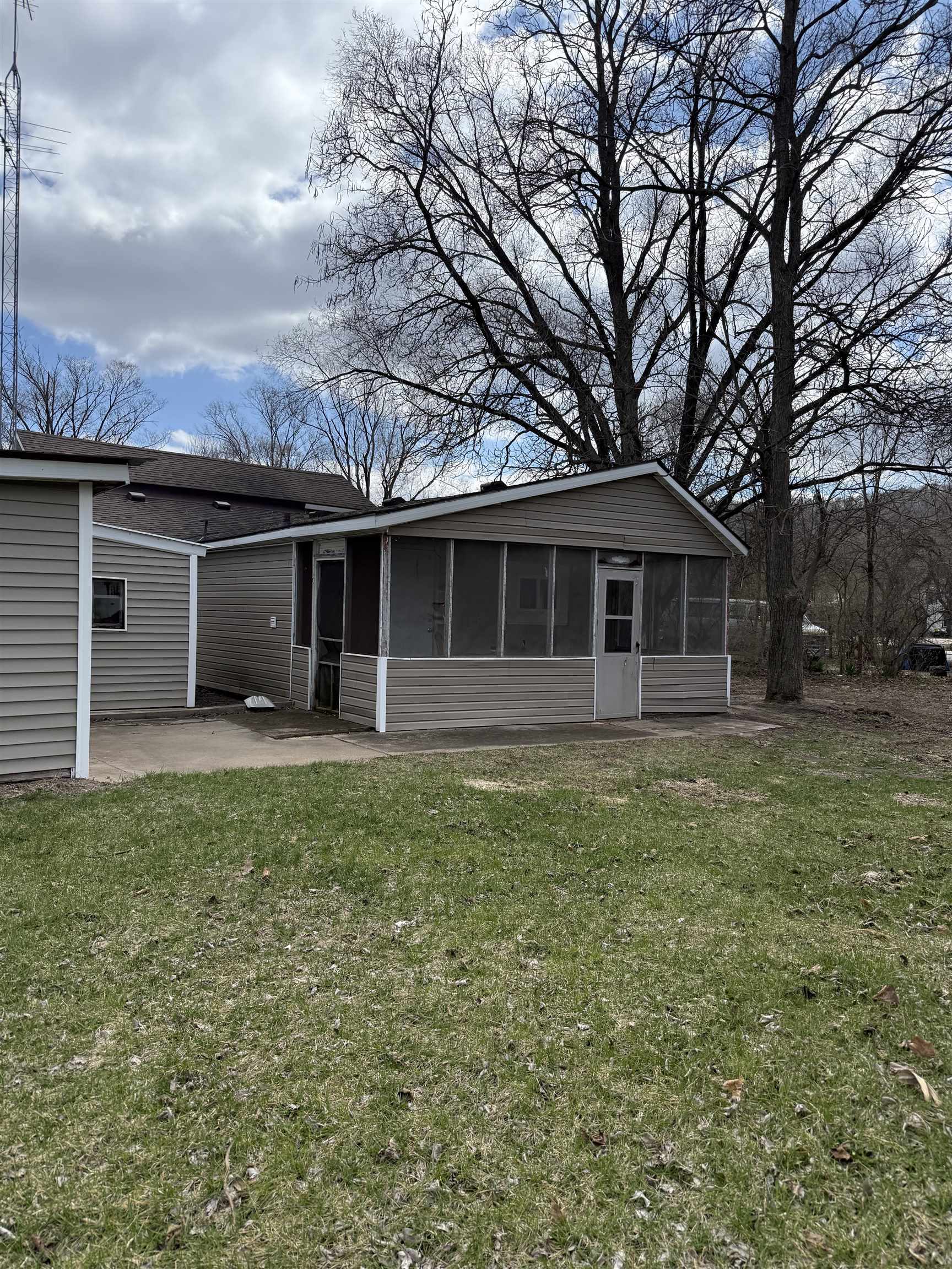 106 North 2nd Street Avoca, WI 53506 - Photo 8 of 8