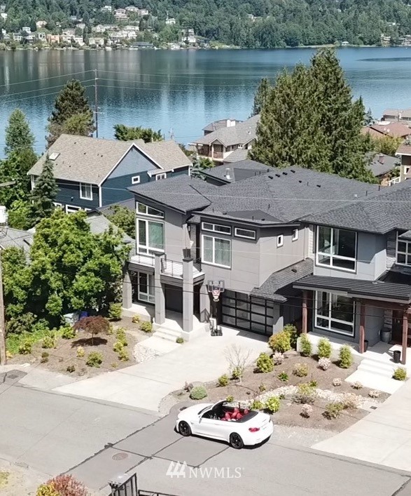 922 North 34th Street Renton, WA 98056 - Photo 1 of 24