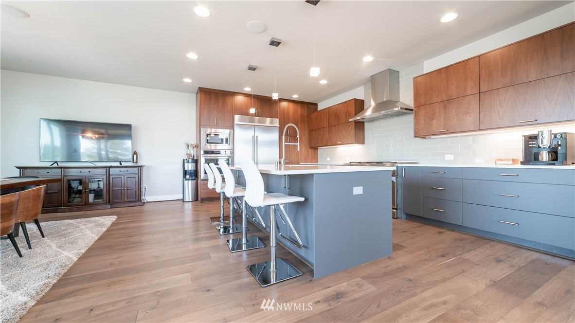 922 North 34th Street Renton, WA 98056 - Photo 13 of 24