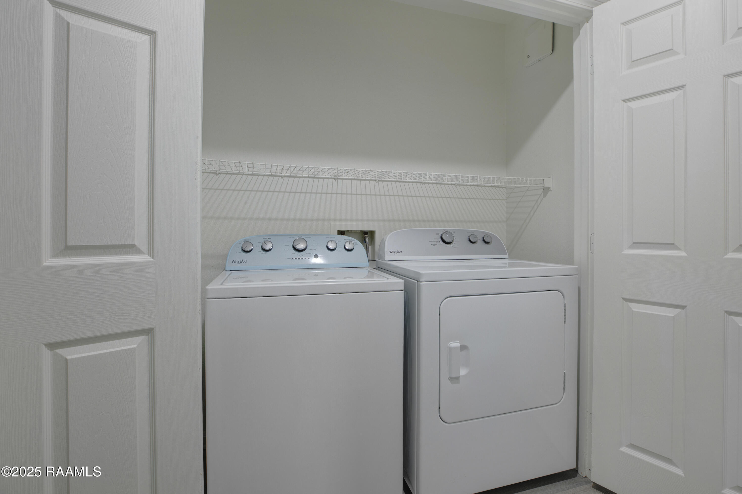 907 West End New Iberia, LA 70560 - Photo 7 of 12 907 West End