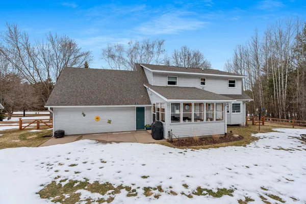 $399,900 | E1715 Lake Shore Drive, Iola, WI 54945