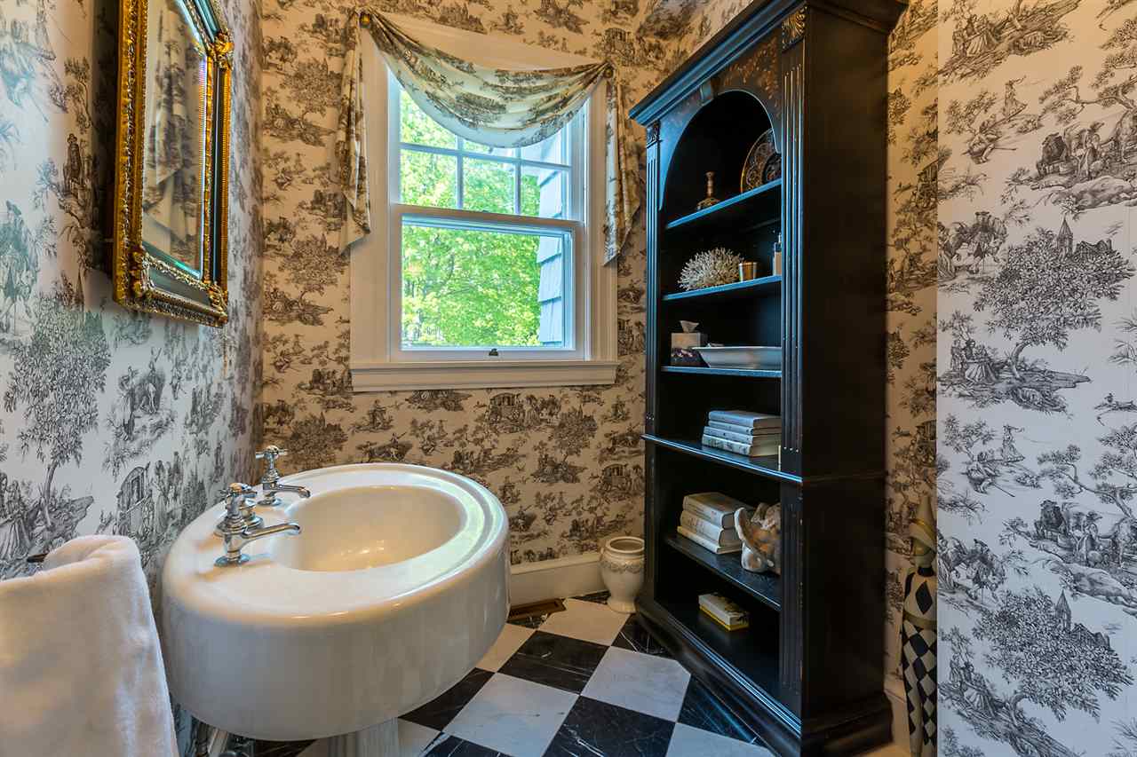 292 Taconic Road Manchester, VT 05254 - Photo 10 of 40 Gallery Image 10