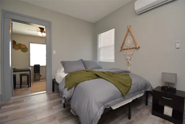 $1,550 | 7124 Avenue F, Unit 9, Houston, TX 77011