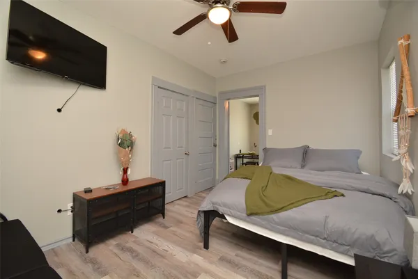 $1,550 | 7124 Avenue F, Unit 9, Houston, TX 77011