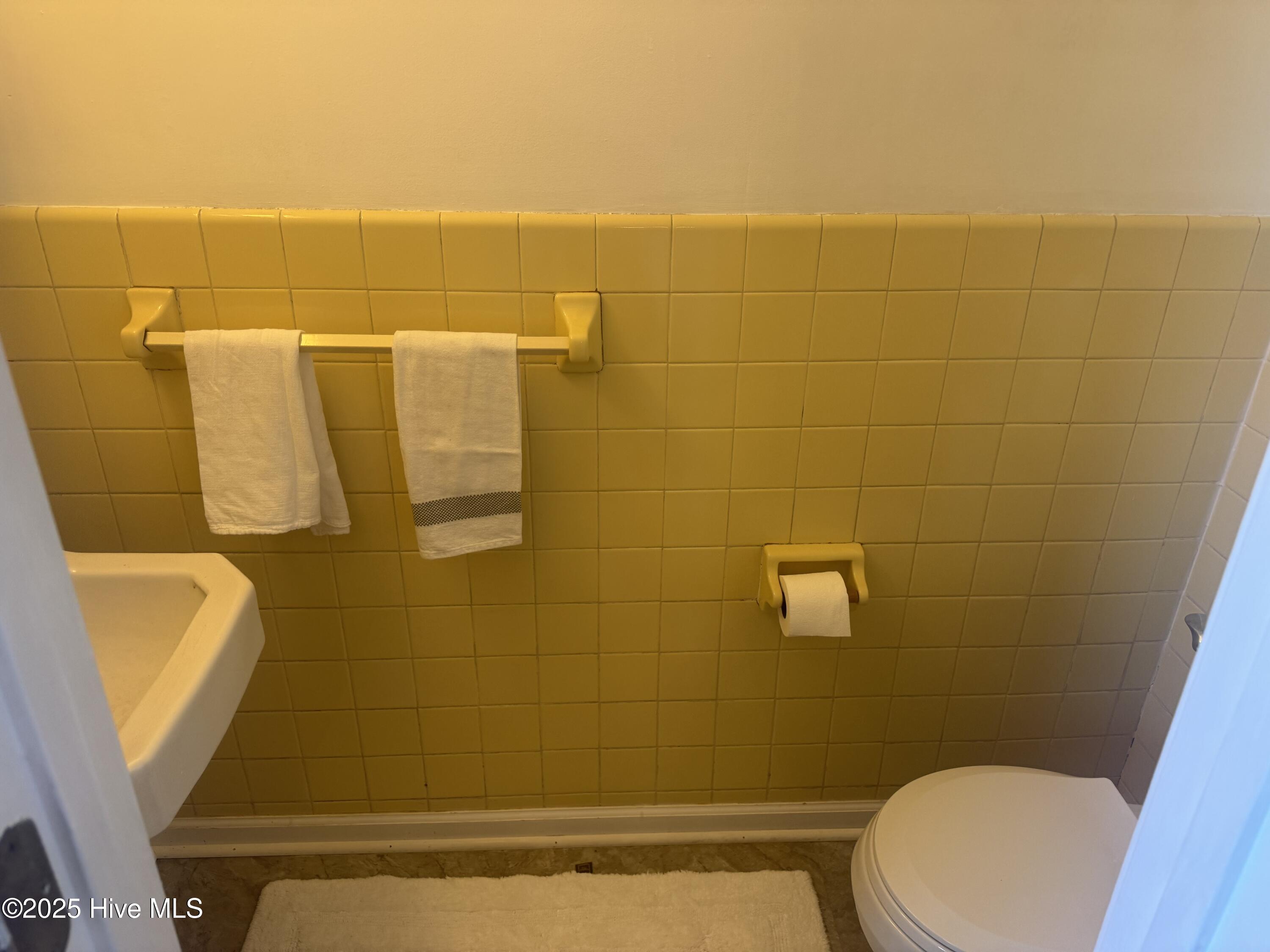 648 Shell Hill Road Sealevel, NC 28577 - Photo 35 of 84 Powder room next to Mud room