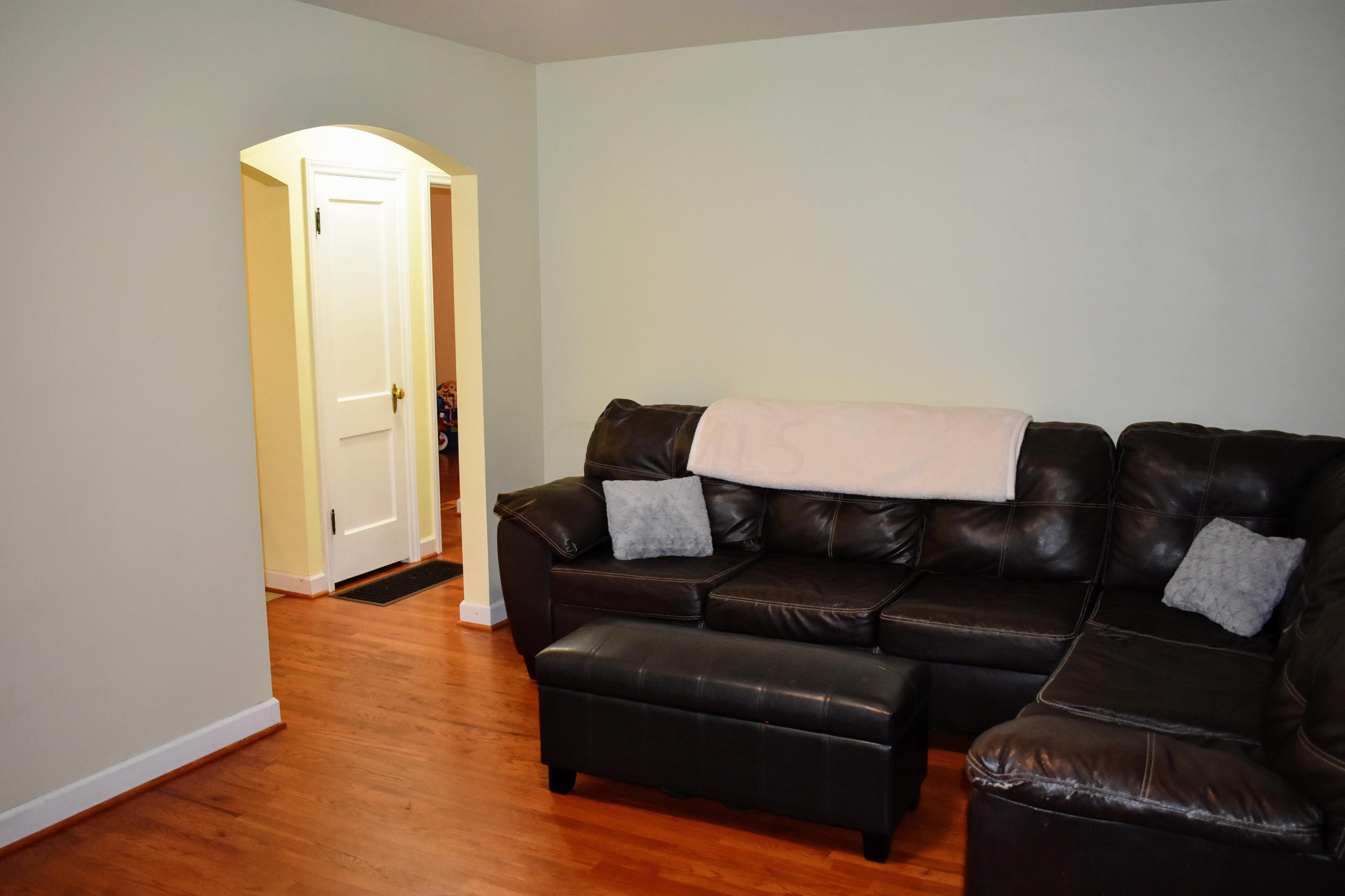 198 Lowell Road Columbus, OH 43209 - Photo 18 of 24 Gallery Image 18