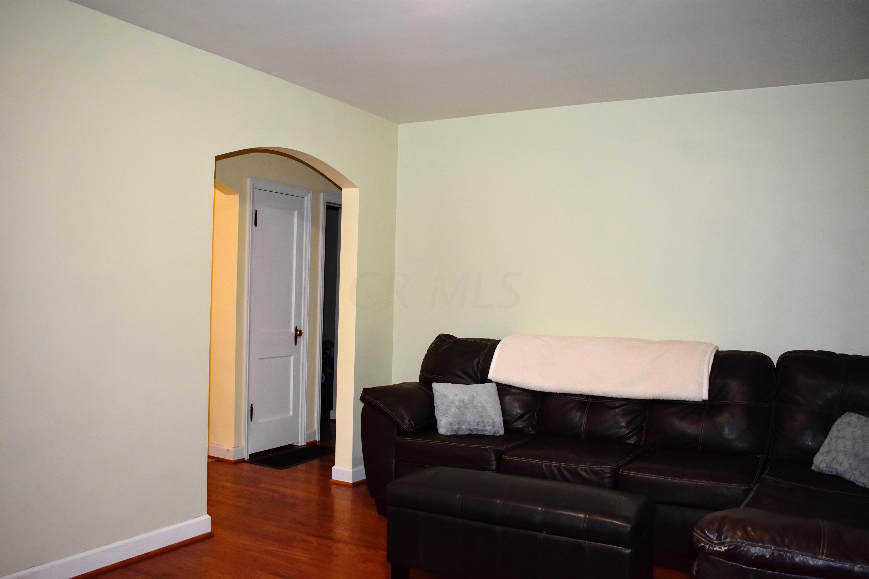 198 Lowell Road Columbus, OH 43209 - Photo 5 of 24 Gallery Image 5